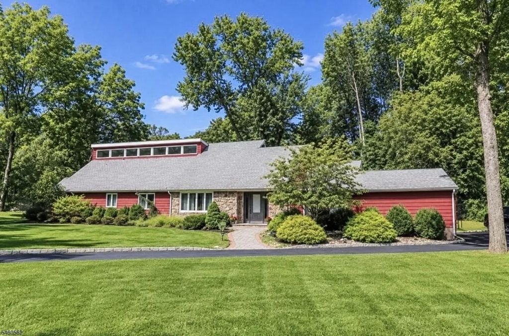3 Openaki Rd, Randolph Twp.