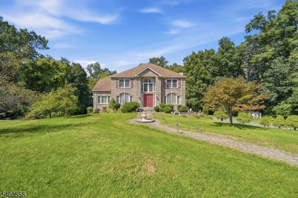 6 Andre Ct, Hardyston Twp.