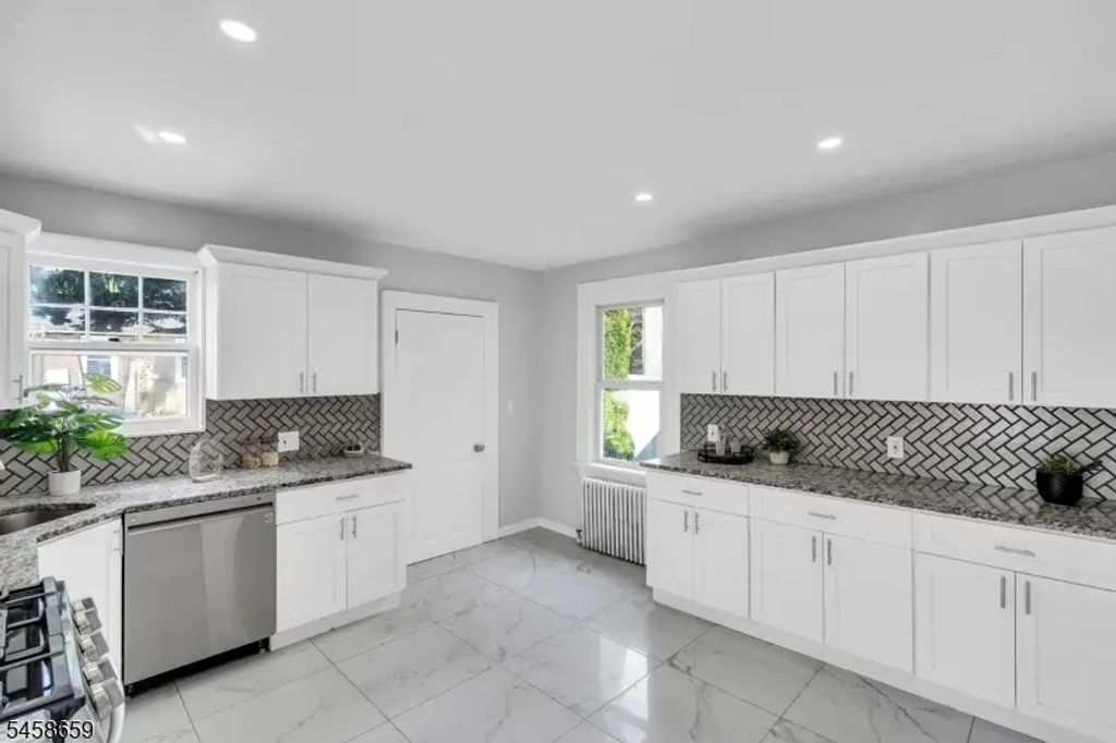 379 Seminary Ave, Rahway City
