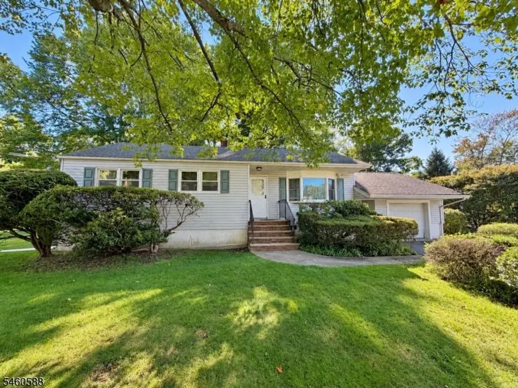 17 Moosepac Ln, Jefferson Twp.