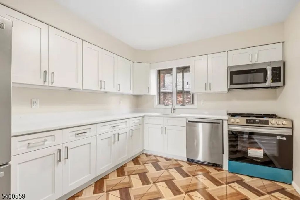 415 Morningside Ave, Linden City