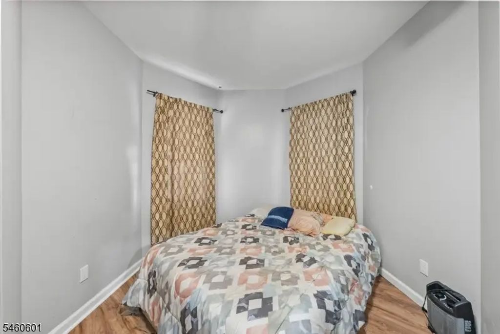 38 Nairn Pl, Newark City