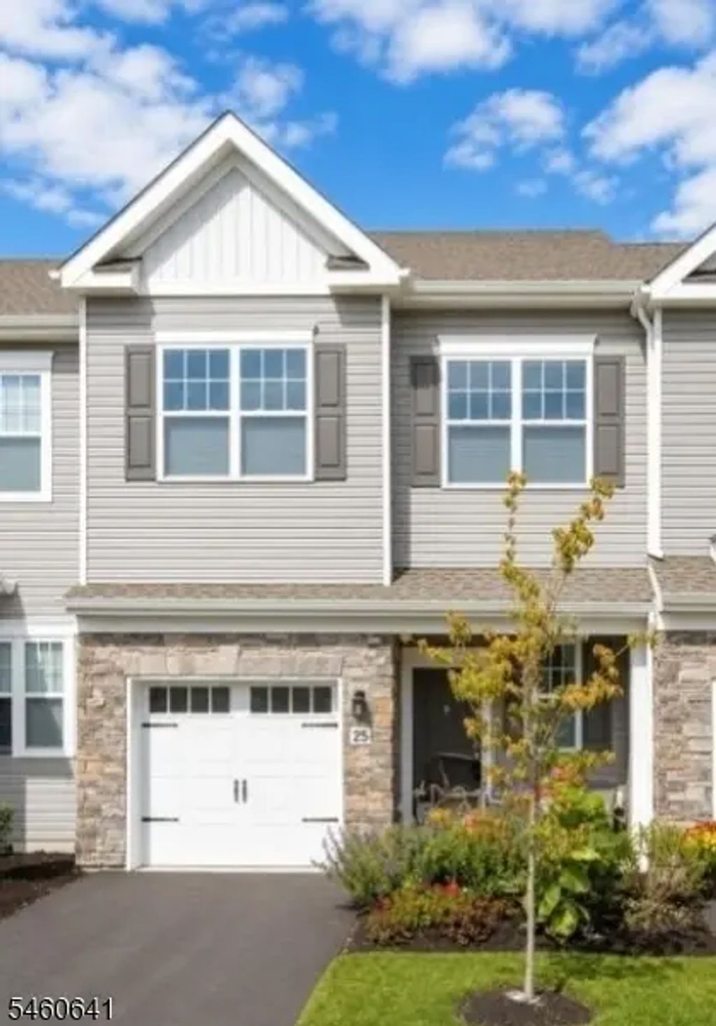25 Chapel Ln, Wall Twp.