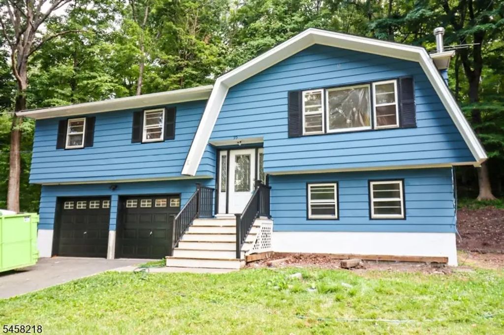 95 Longwood Lake Rd, Jefferson Twp.