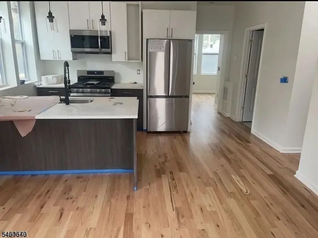 100 King St, Nutley Twp.