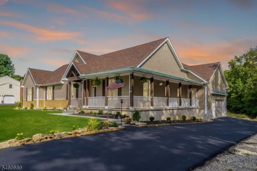 81 Belview Rd, Lopatcong Twp.