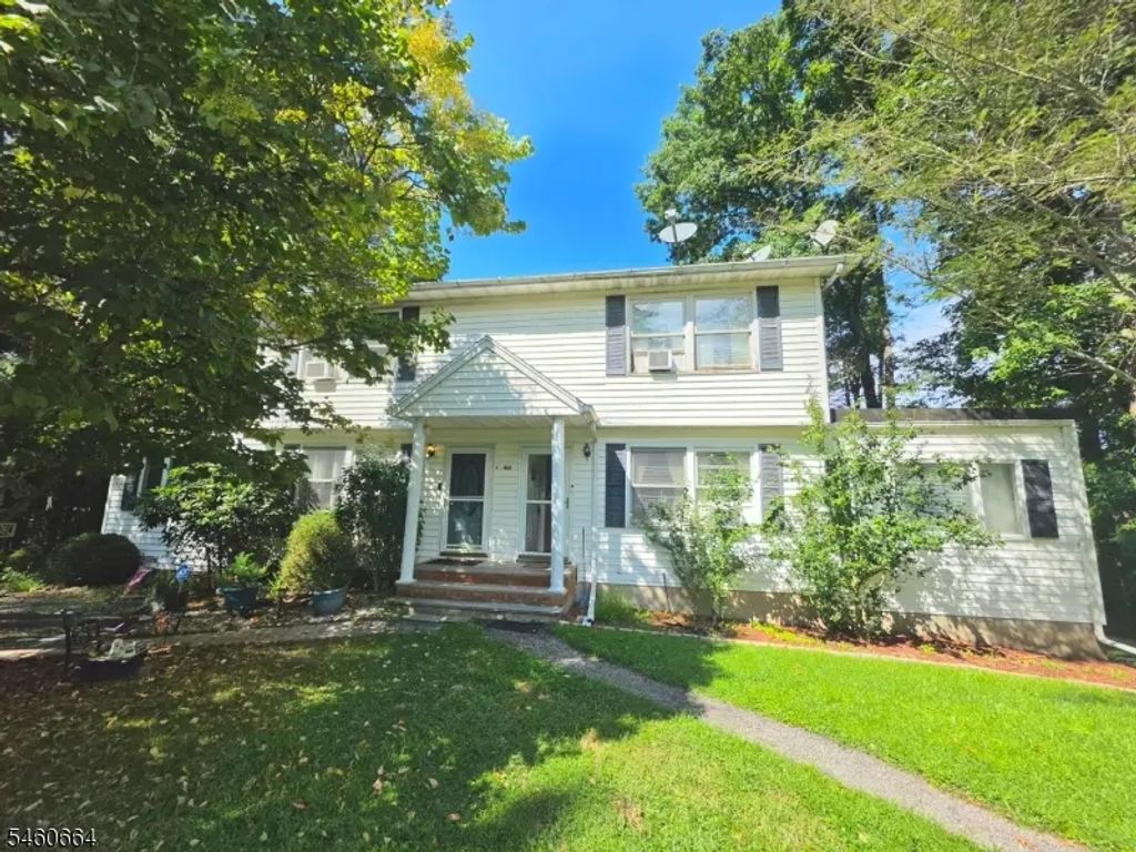 410 B Deer Field Ln, Montague Twp.