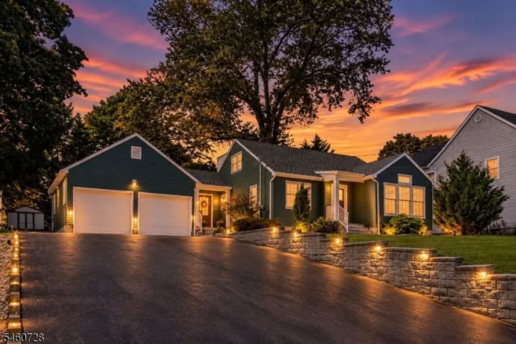 1569 Alps Rd, Wayne Twp.