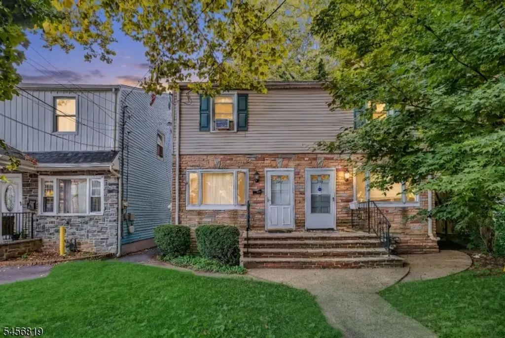 1201 S State St, Hillside Twp.