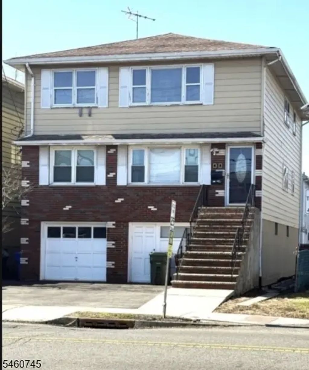 900 S Park Ave, Linden City