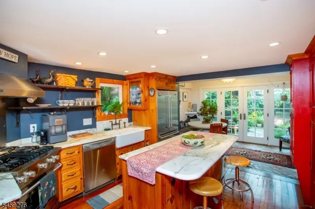 8 Canal St, Lambertville City