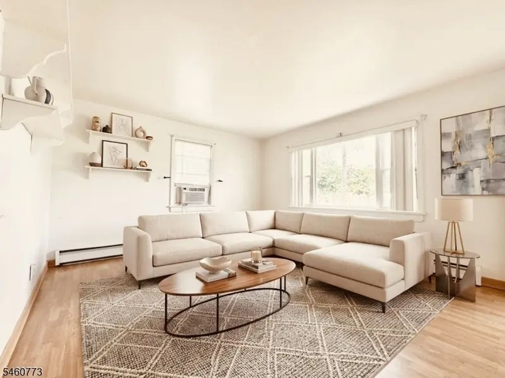674 Cedar St, Woodbridge Twp.