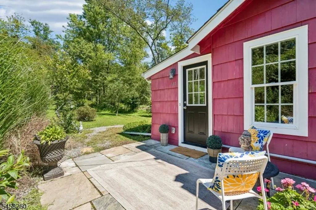 147 Ironia Rd, Mendham Boro