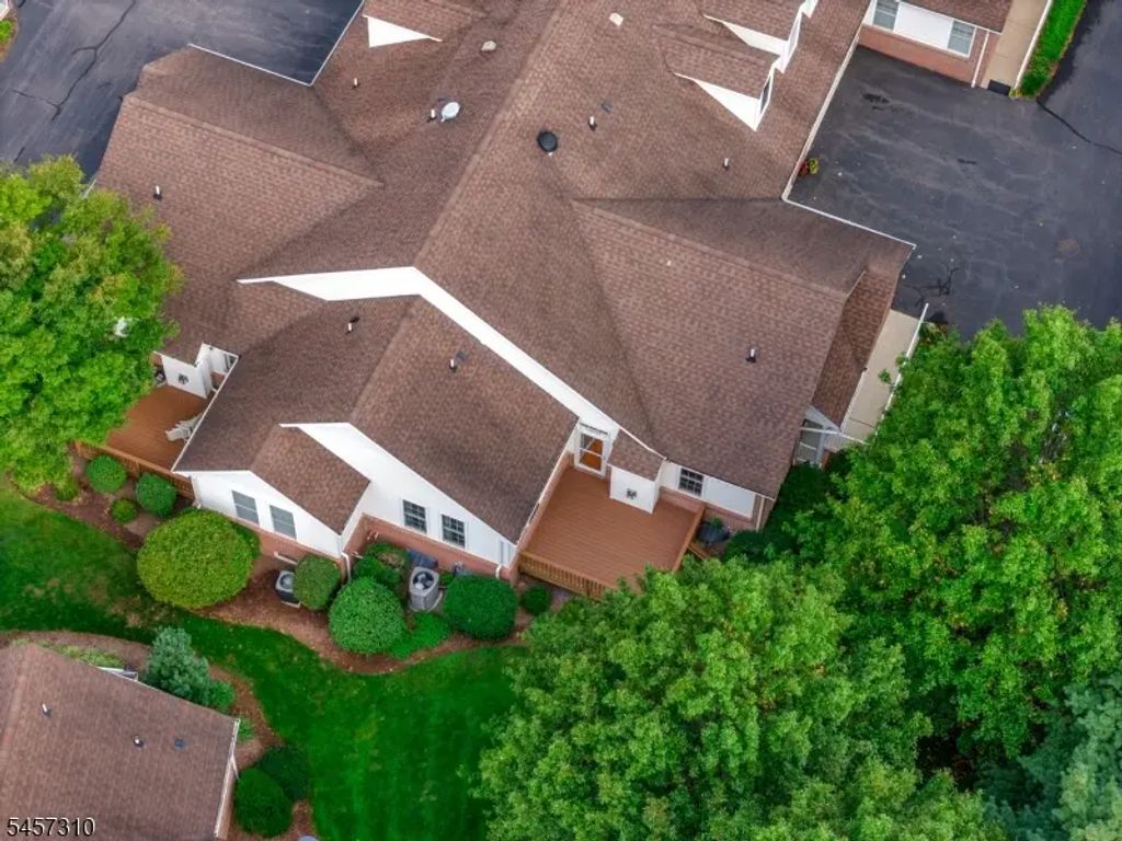 100 David Dr, Raritan Twp.