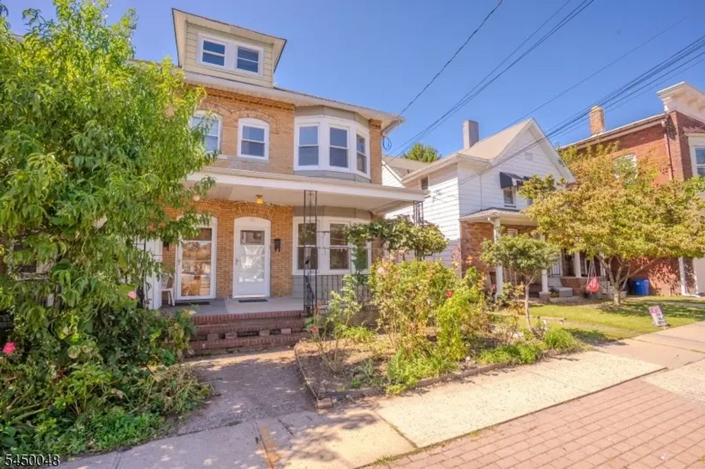 55 Thompson St, Raritan Boro