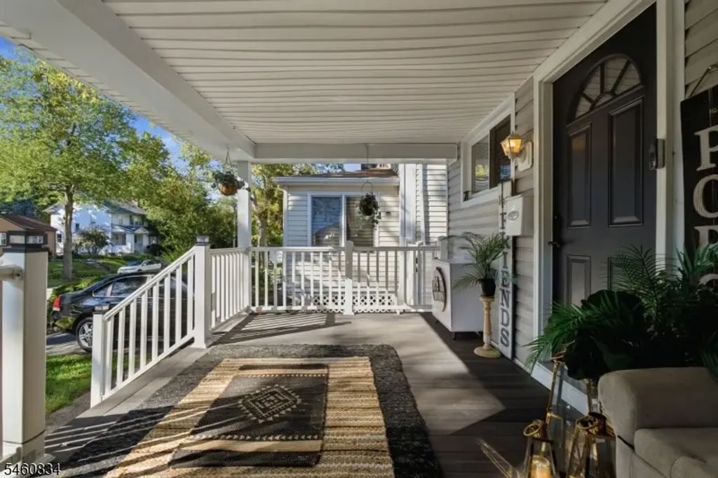 28 Boyden St, East Orange City