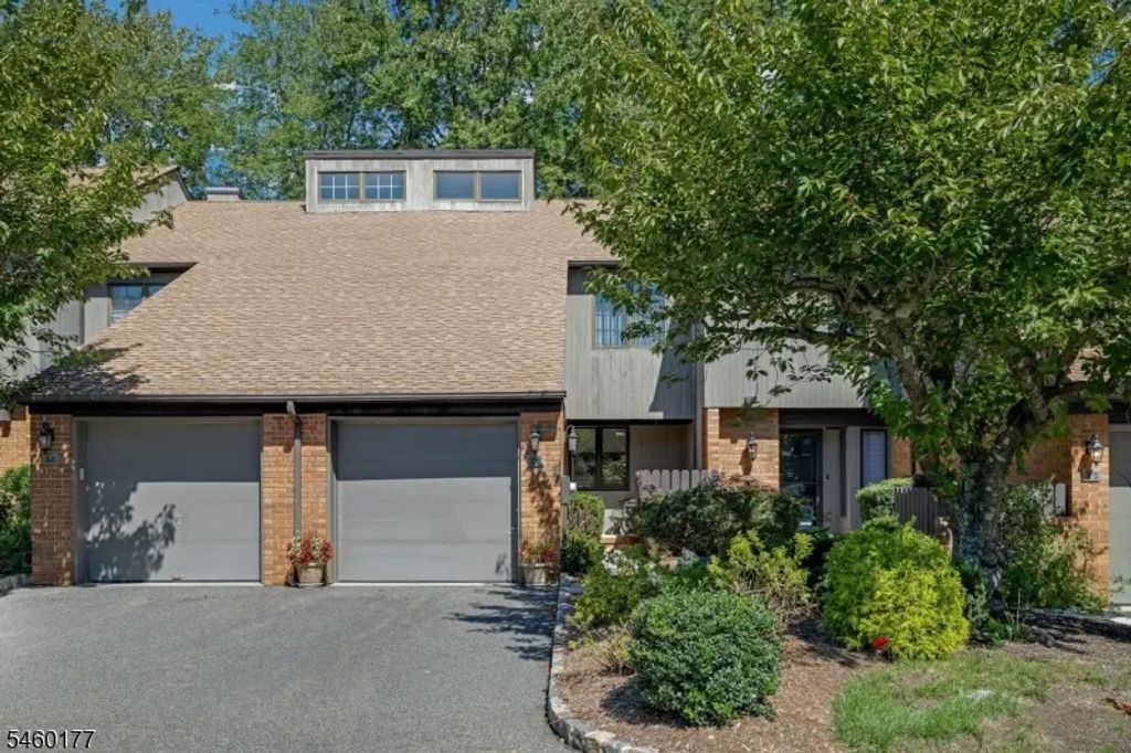 70 Keats Way, Morris Twp.