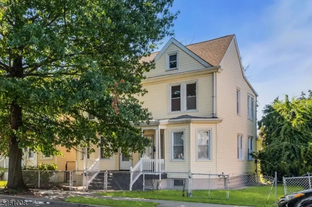 263 Sanford St, East Orange City