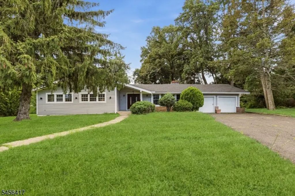 496 Seven Oaks Ct, City Of Orange Twp.