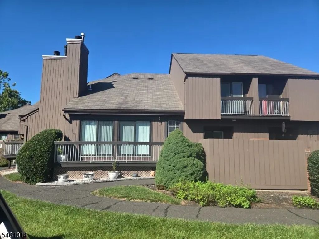 3612 Bloomingdale Dr, Hillsborough Twp.