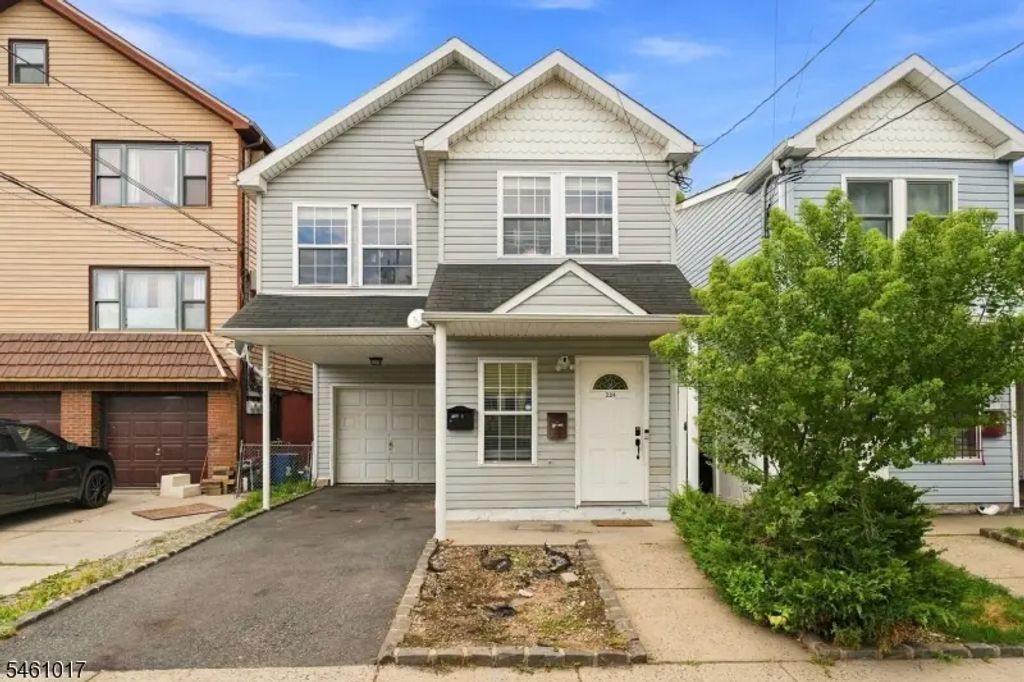 224 Pine St, Elizabeth City