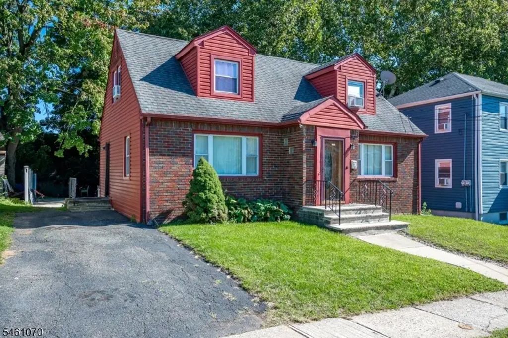 18 Union Pl, Irvington Twp.