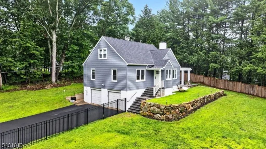 6 Estler Ln, Boonton Twp.