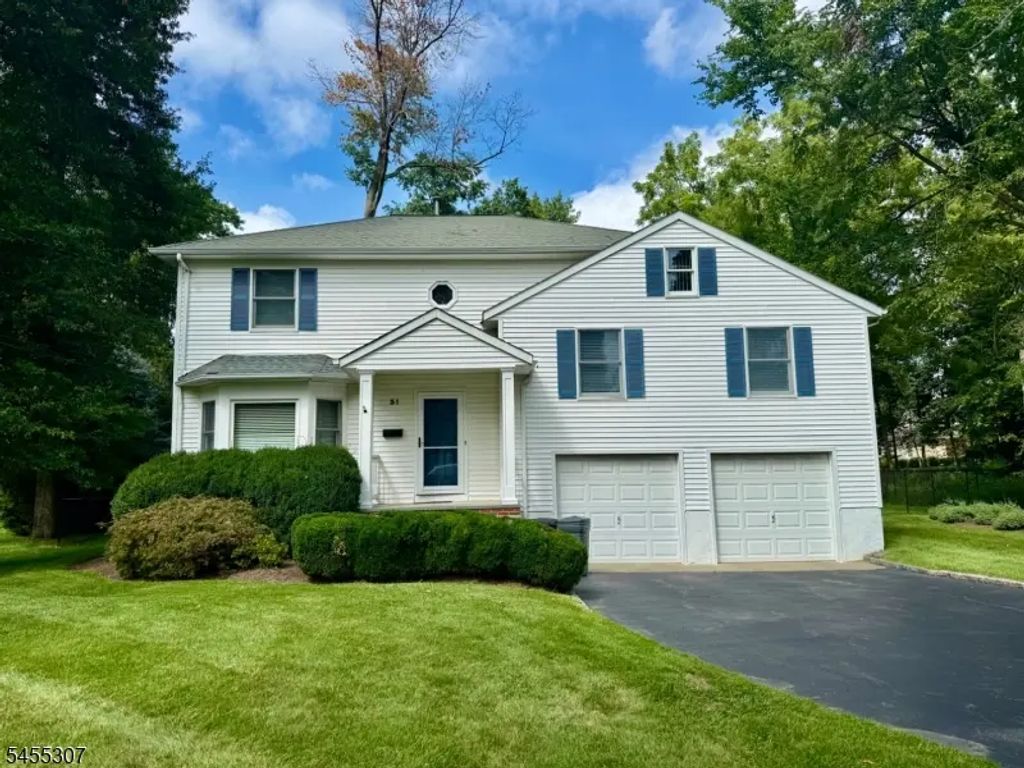 31 Hillside Ave, Florham Park Boro