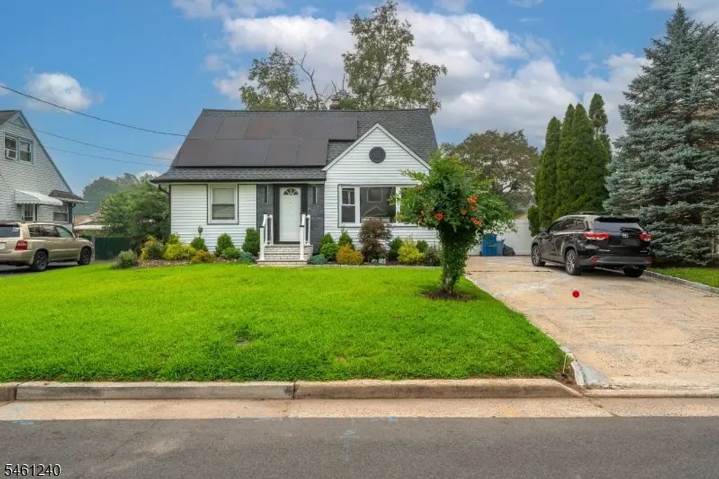 156 Baker Ave, South Plainfield Boro