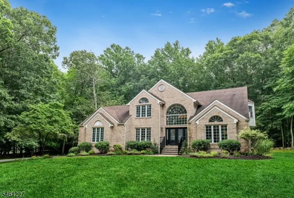 15 Crescent Ridge Rd, Rockaway Twp.