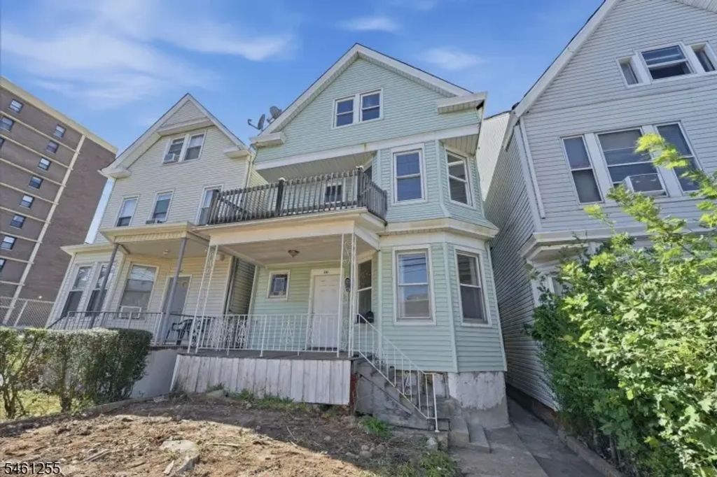 490 E 27th St, Paterson City