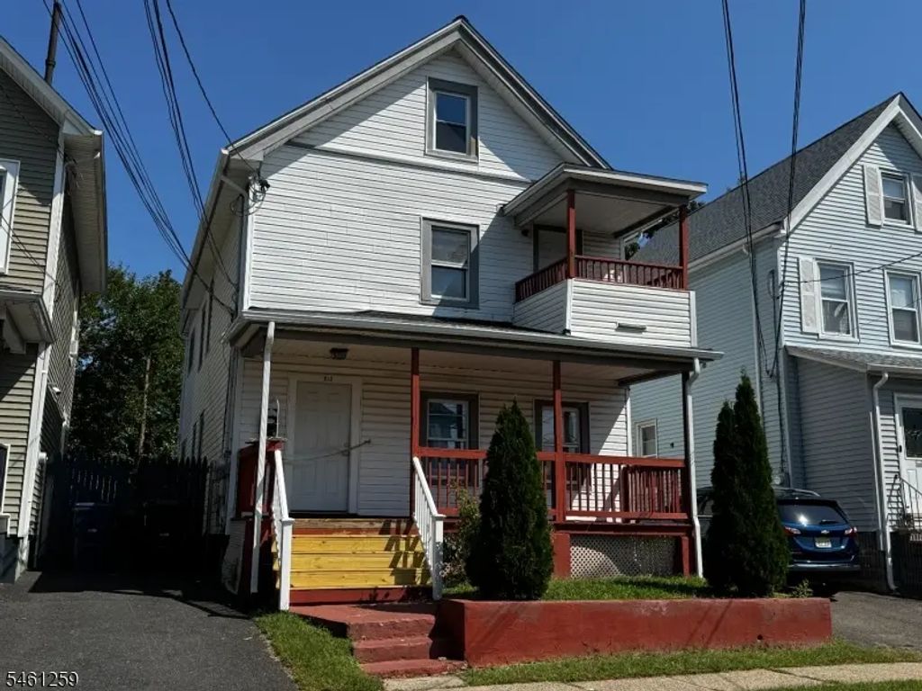 213 Spooner Ave, Plainfield City