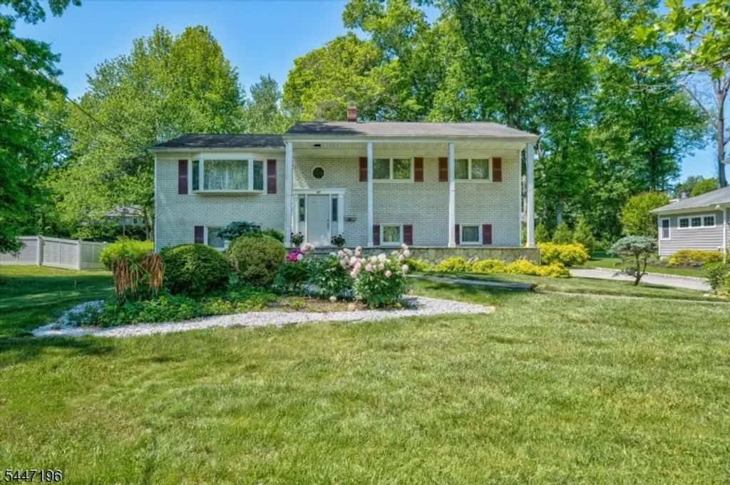 57 Robbins Ave, Berkeley Heights Twp.