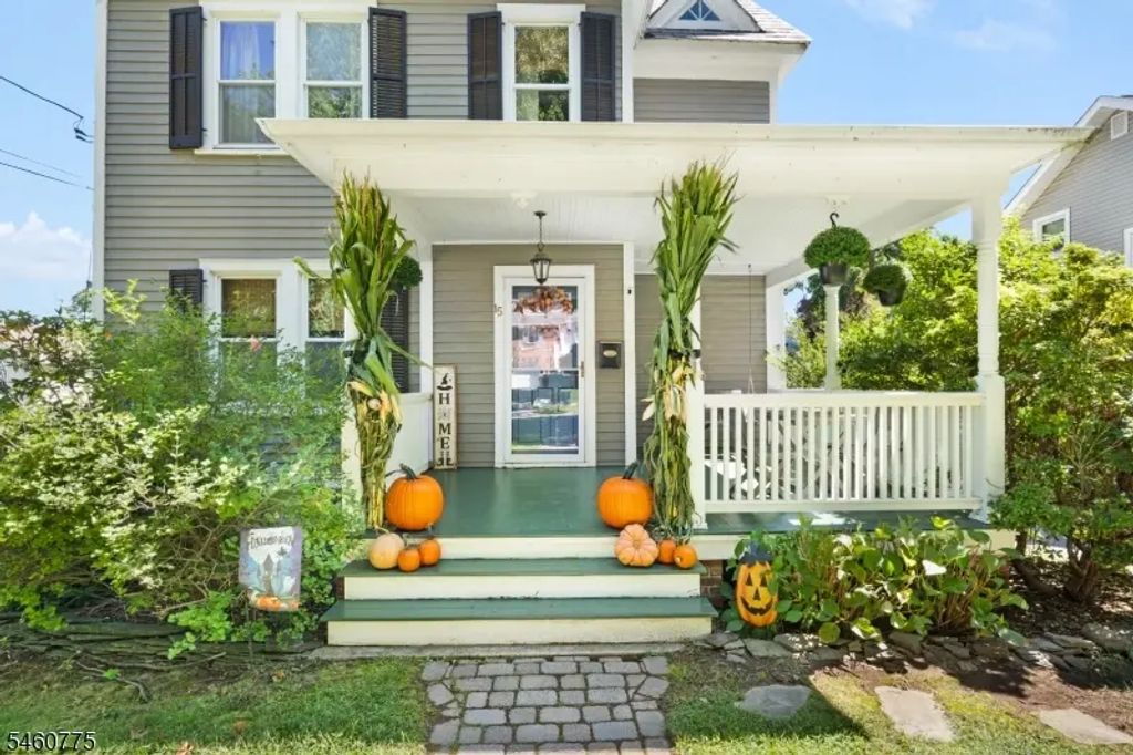 15 Lake Rd, Morristown Town