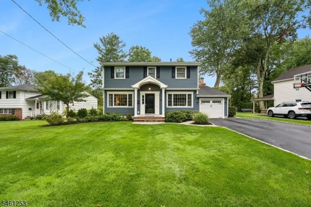 22 Midvale Dr, New Providence Boro