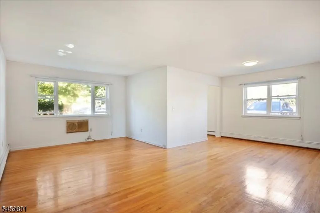 300 Claremont Ave, Verona Twp.