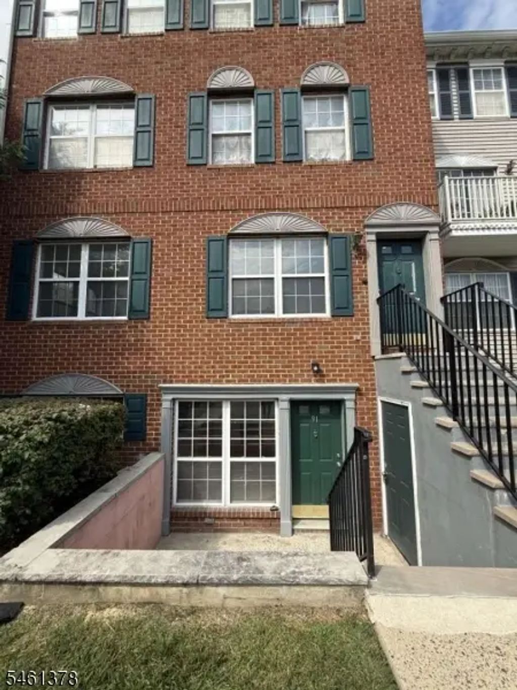 91 Callahan Ct, Newark City
