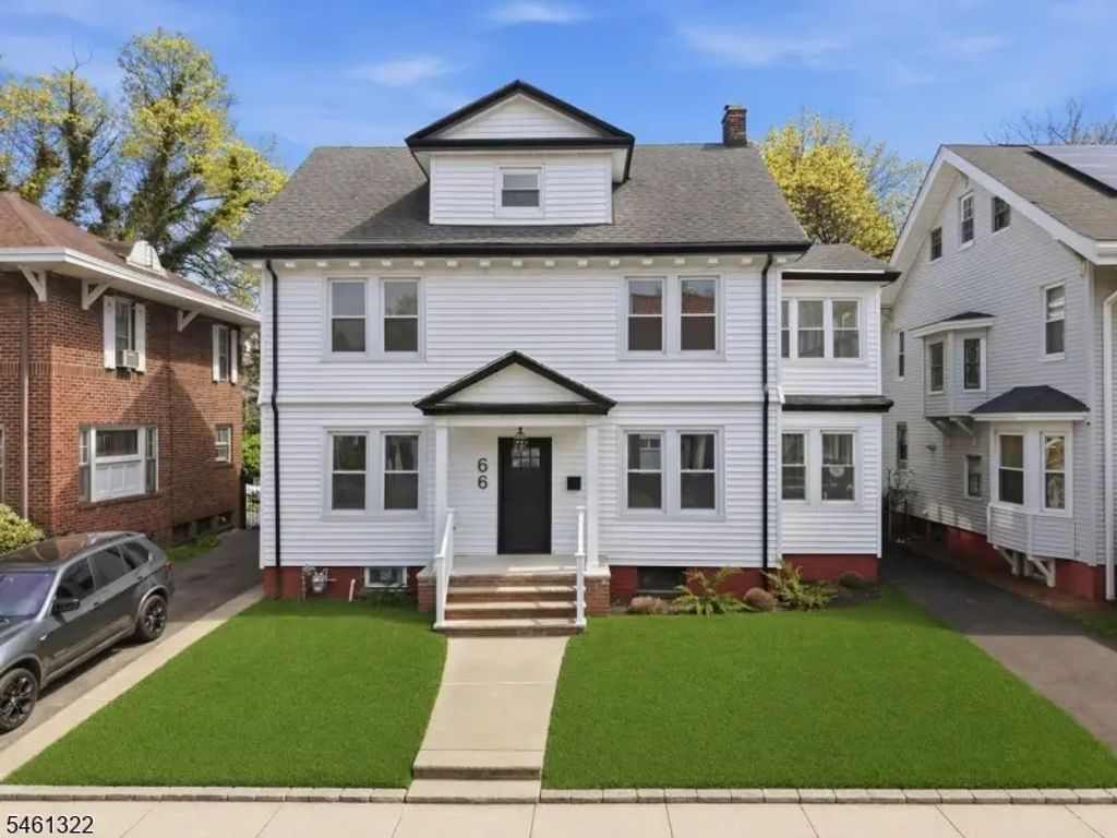 66 Girard Pl, Newark City