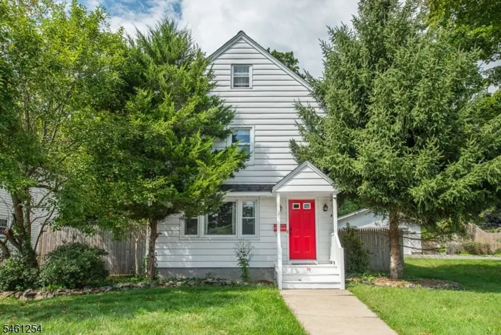 39 Fredericks St, Wanaque Boro