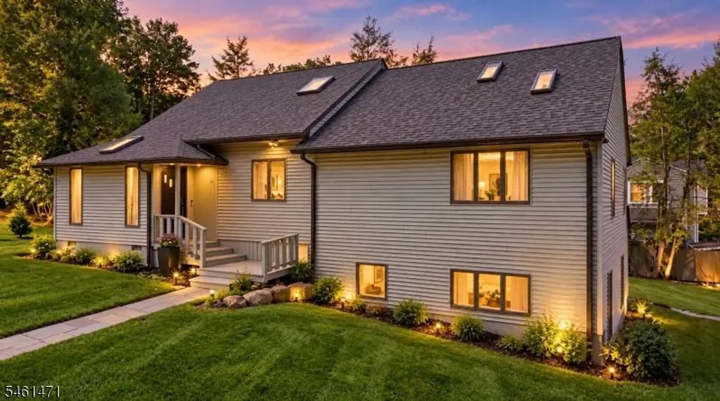 143 Veazy St, North Caldwell Boro