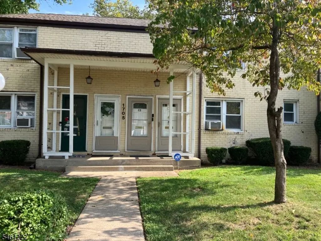 1705 Wood Ave, Roselle Boro