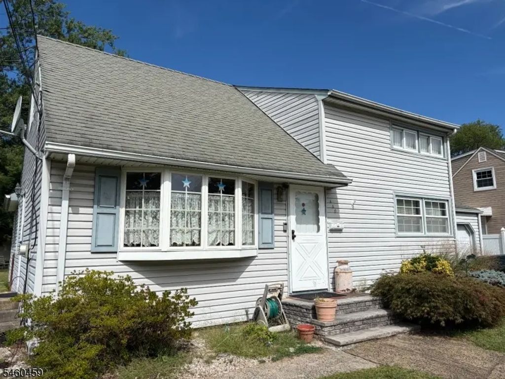 440 Warfield Rd, North Plainfield Boro