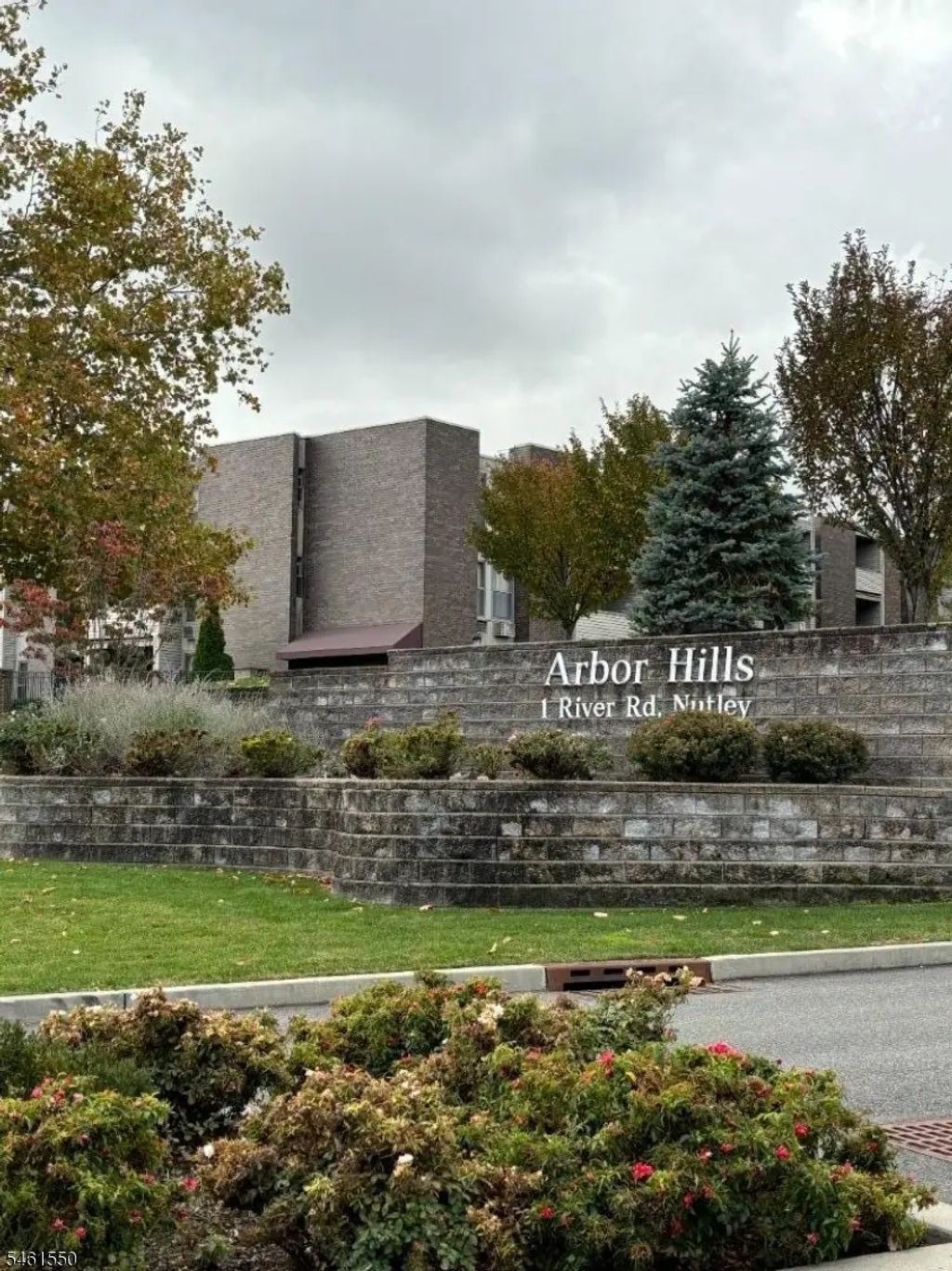 826 Main St. Unit F, Belleville Twp.
