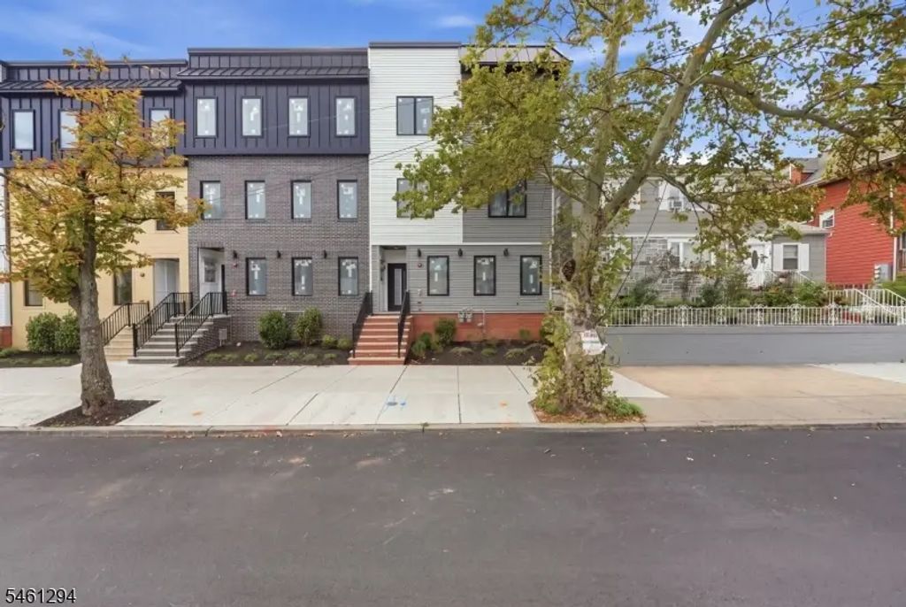 506 Davis Ave, Harrison Town