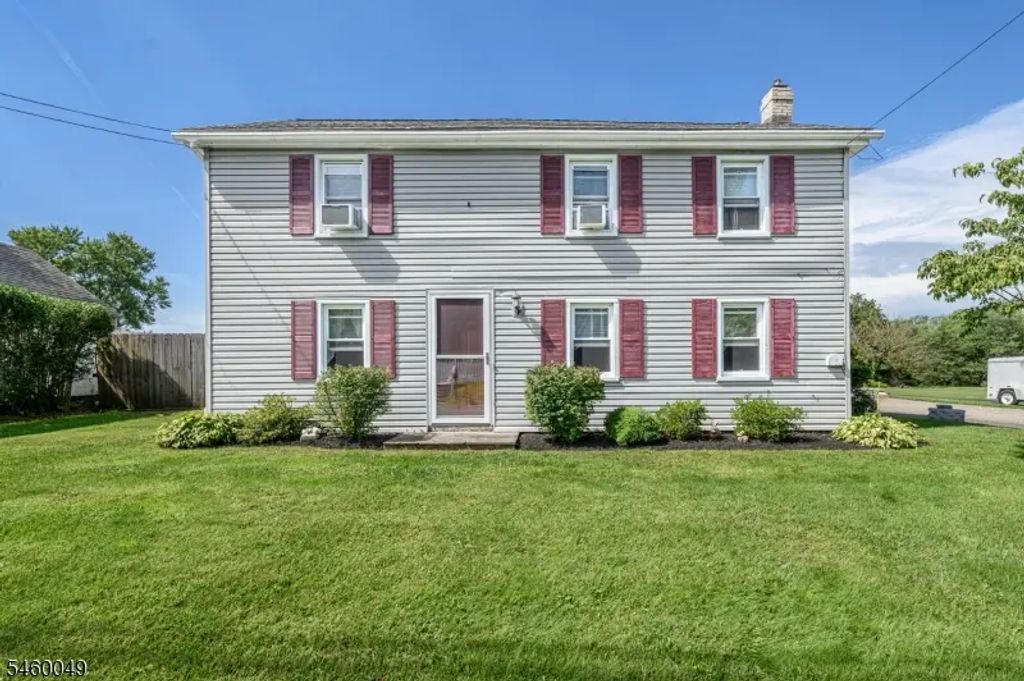 1043 County Road 519, Kingwood Twp.