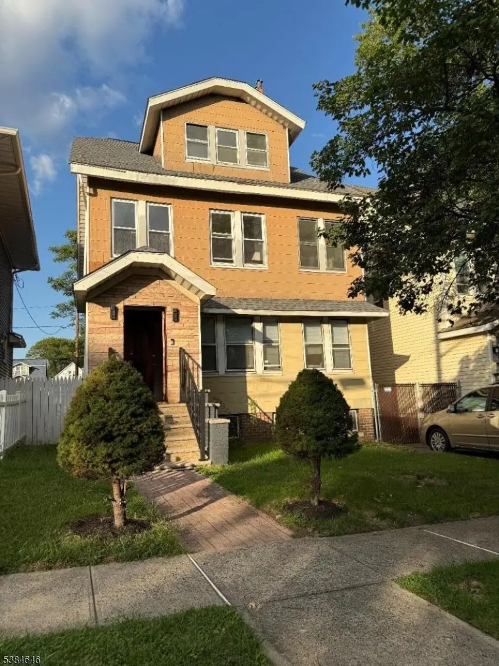 125 Weequahic Ave, Newark City