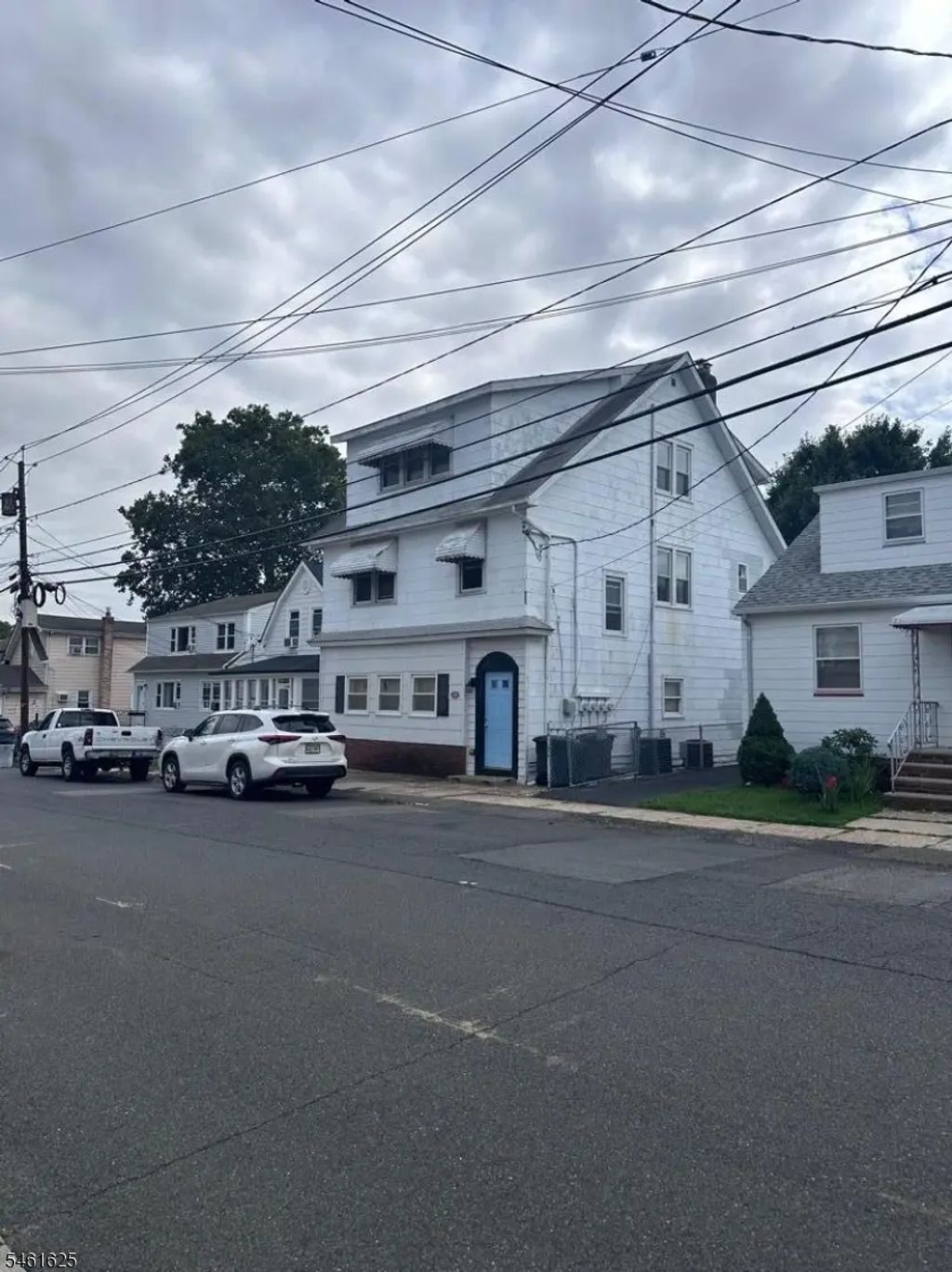1215 Broadway, Hillside Twp.