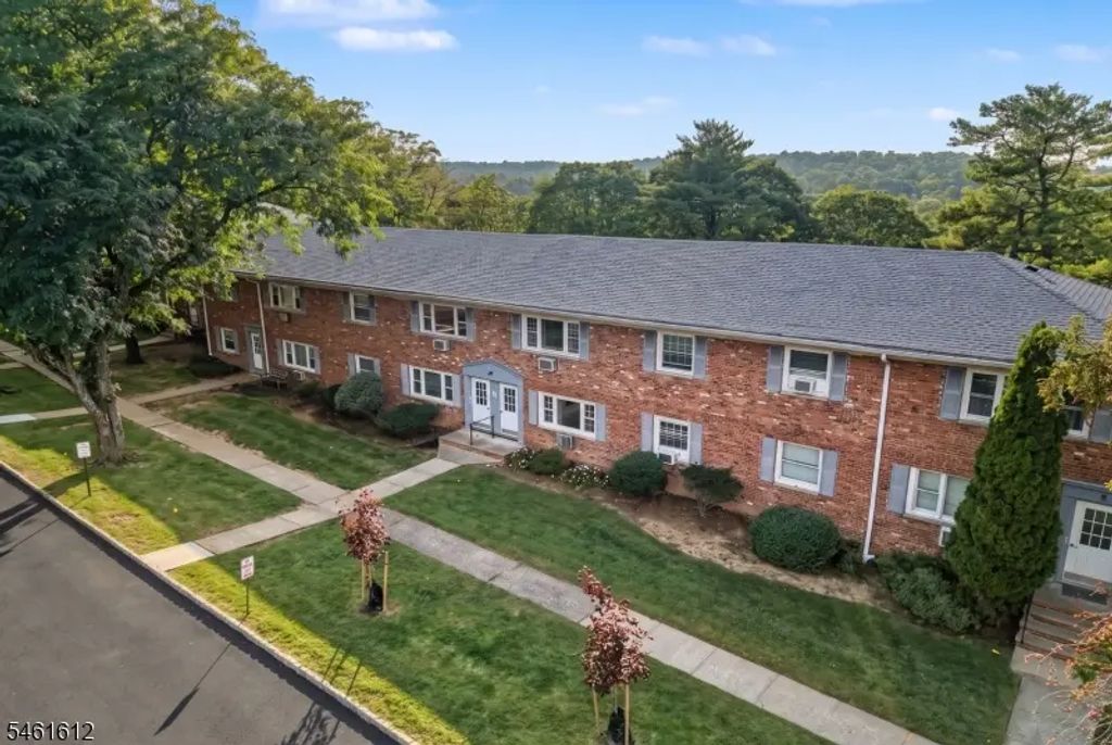 39 Wedgewood Drive, Verona Twp.