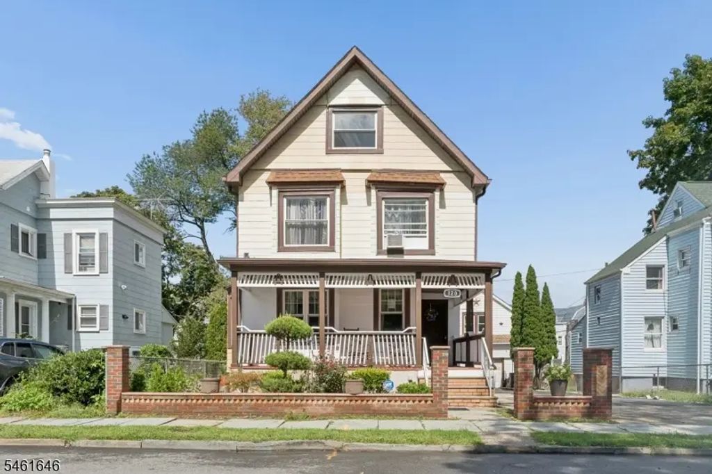 120 Norman St, East Orange City
