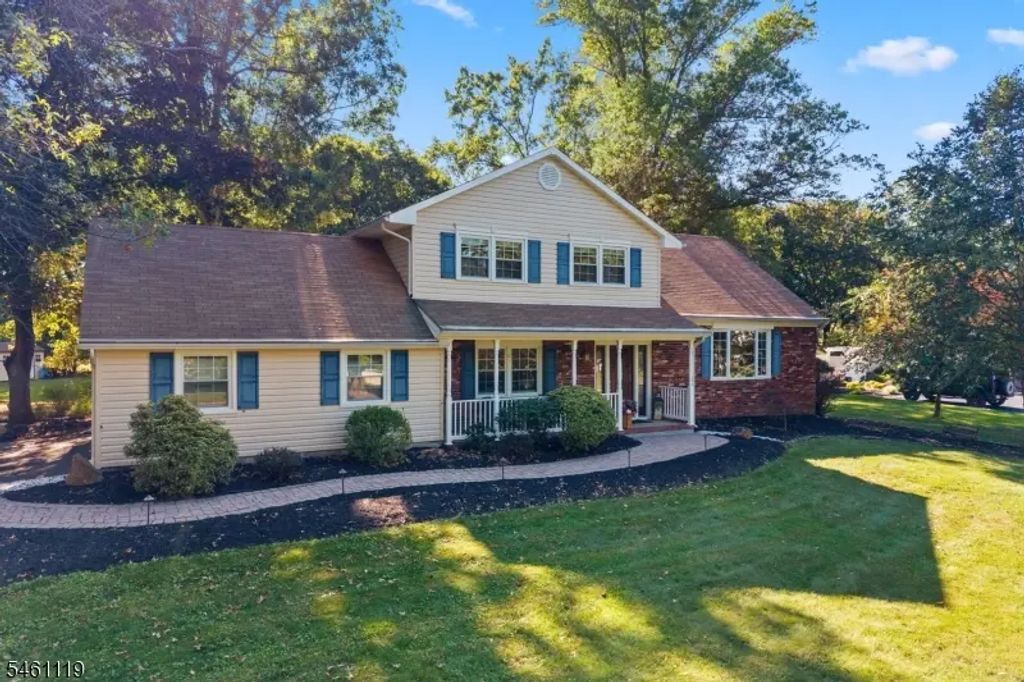 1983 Holland Brook Rd, Branchburg Twp.